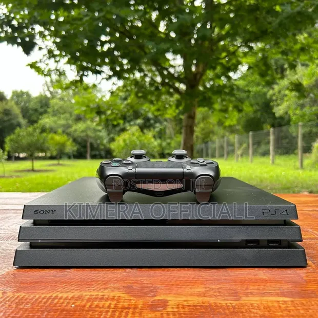 Sony PlayStation 4 Pro - 1