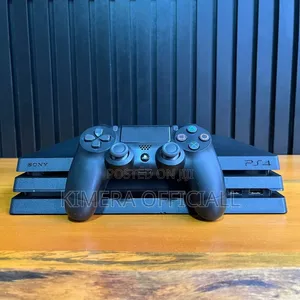 Chipped PS4 Pro Console Bundle with 30 Games & 2 Controllers