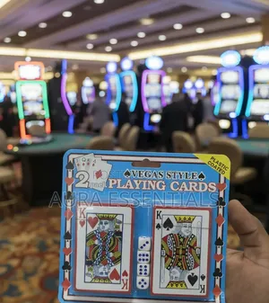 Plastic-Coated Vegas Style Playing Cards with Dice