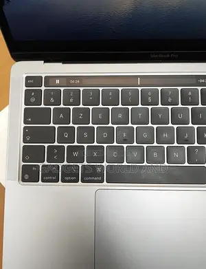 Apple MacBook Pro 2020 32GB RAM 2TB SSD Intel Core i5