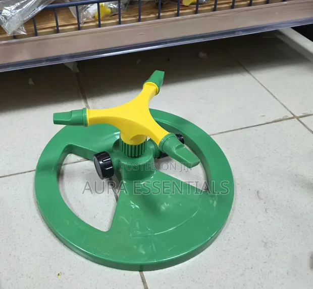 3-Arm Garden Sprinkler - 1