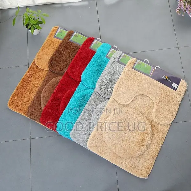 3-Piece Shaggy Bathroom and Toilet Mat Set - 1