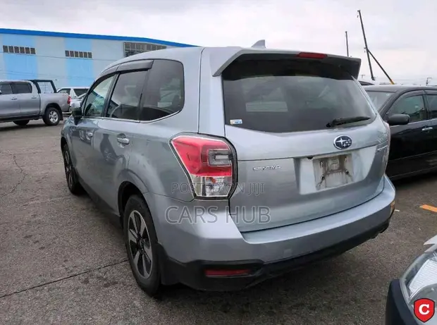 Subaru Forester 2.0XT Premium AWD 2017 Silver - 1