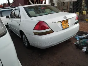 Toyota Mark II Grande 2004
