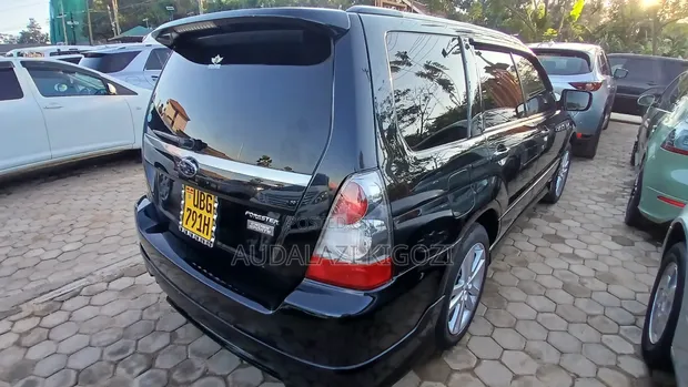 Subaru Forester 2007 Black - 1