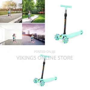 Light-Up 3-Wheel Kick Scooter for Kids (Blue/Mint Green)