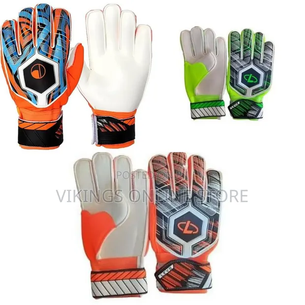 Pair of Levs Goalkeeper Gloves - 1