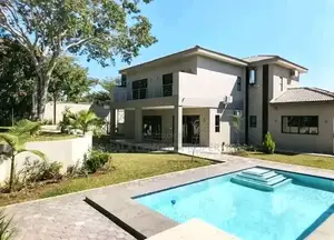 5 Bedroom Duplex House for Sale in Munyonyo