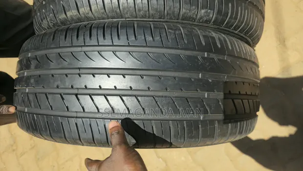 Used 235/55R18 Tires for Harrier, Vanguard, X-Trail - 1