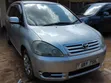Toyota Ipsum 240i Limited 4WD 2002 Silver - 1