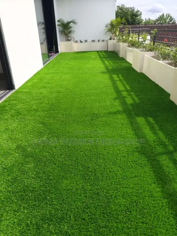 Outside Shade Grass Carpet - 1