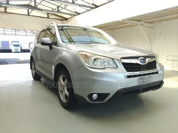 Subaru Forester 2014 Silver - 1