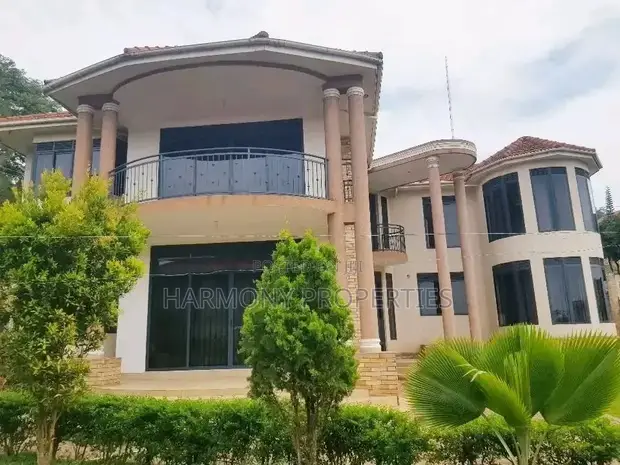 6-Bedroom Mansion for Rent in Bunga - 1