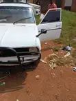 Datsun 1200 1973 White - 5
