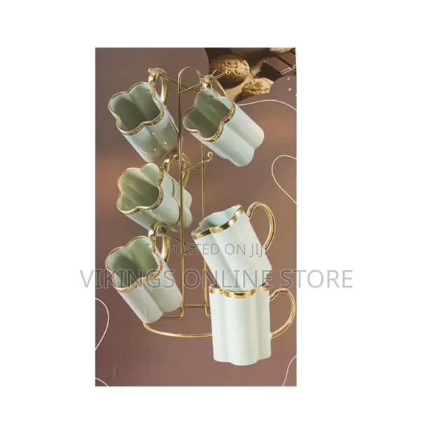 Elegant 6-Piece Flower-Shaped Ceramic Mug Set with Gold Accents - 1