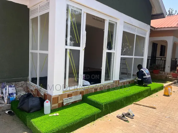 Berxiv Artificial Turf - 1
