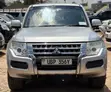 Mitsubishi Pajero 3.2 Di-Dc GLS 2011 Silver - 1
