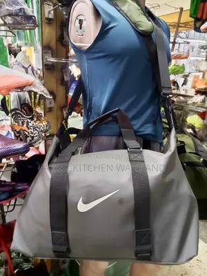 Training Duffle Bag - Strong, Spacious & Durable