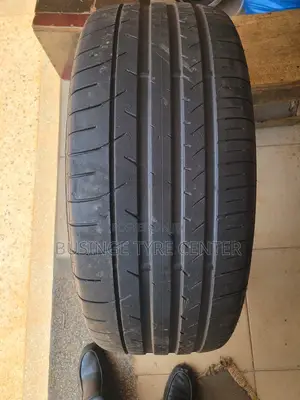 Dunlop 275/55R19 Highway Tires (Used)