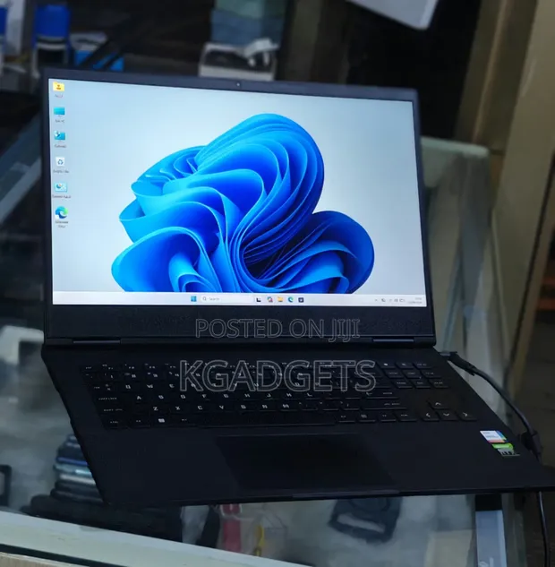 HP Omen 16 Laptop - Intel Core i7, 16GB RAM, 512GB SSD, RTX 4060 - 1
