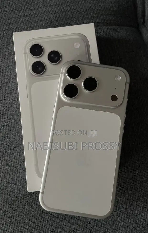 New Apple iPhone 17 Pro Max 256GB Silver - 1