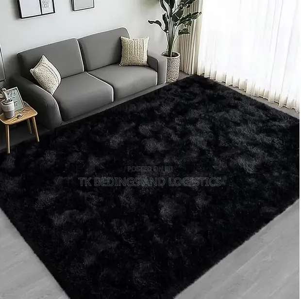 Fluffy Black Carpet - 1