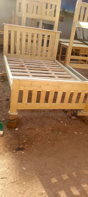 4x6 First Rate Musambya Bed