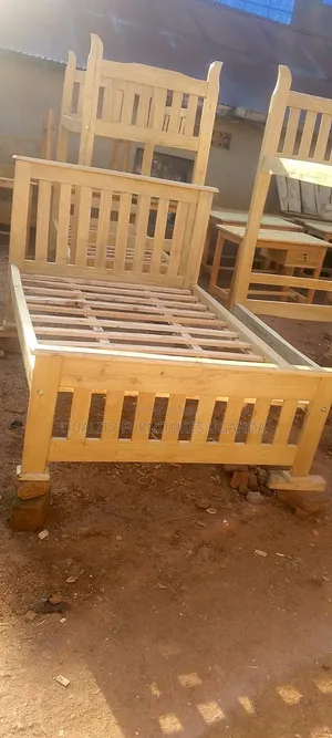 4x6 Prestige Wooden Bed