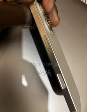 Apple iPhone 16 Pro 512GB Gold