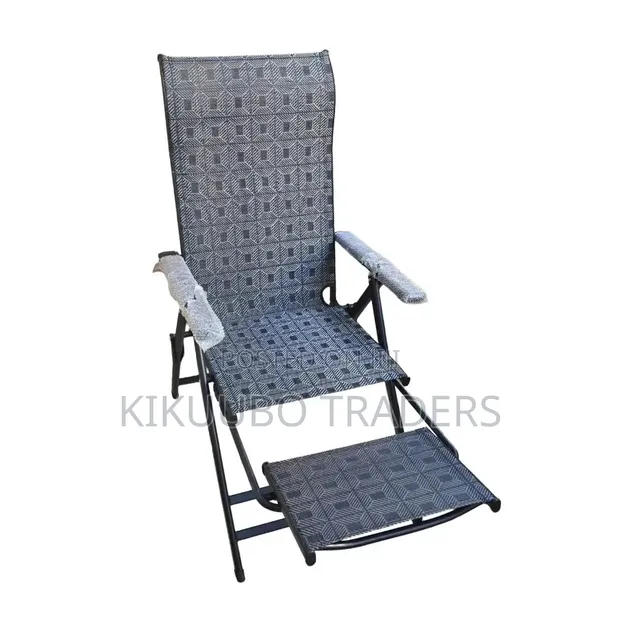 Zero Gravity Patio Chair - Padded Recliner - 1