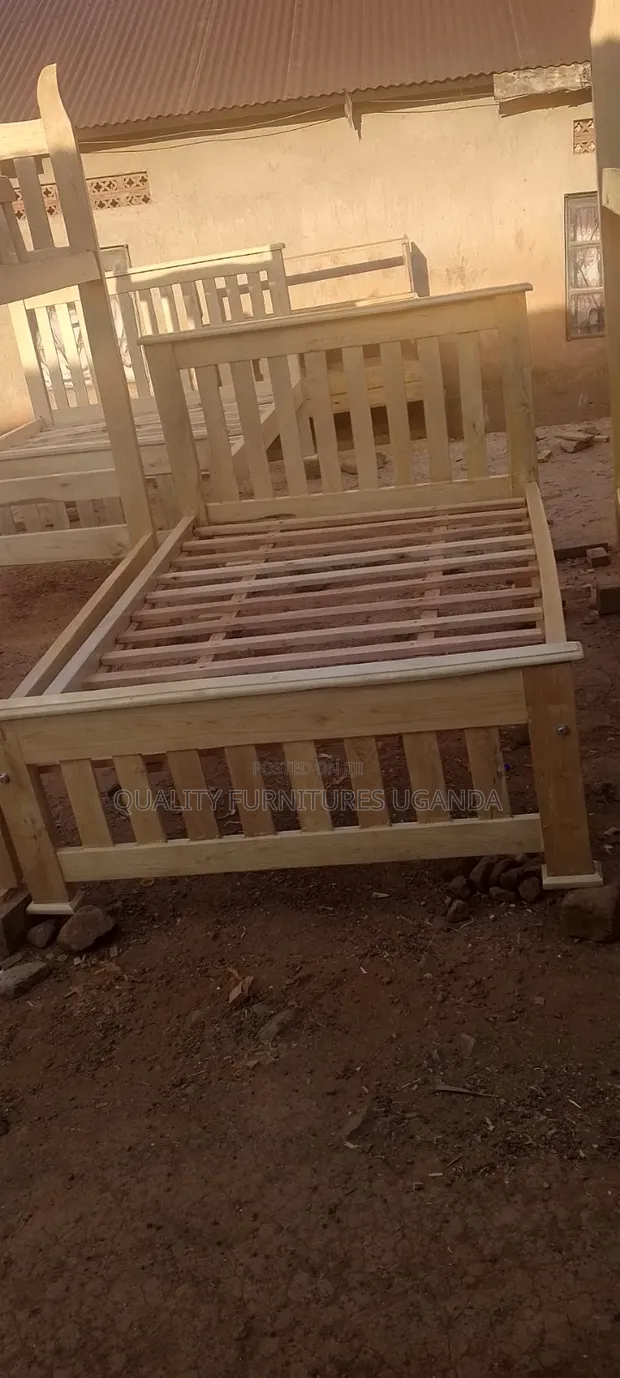 4x6 Craftsmanship Bed - 1