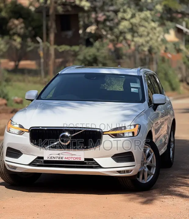 2020 Volvo XC60 T5 AWD - 1