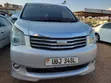 Toyota Noah 2.0 143hp AWD (8 Seater) 2010 Silver - 2