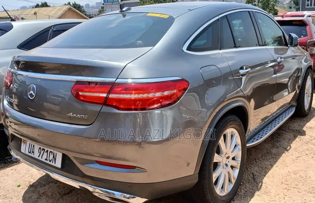Mercedes-Benz GLE-Class 2017 Gray - 1