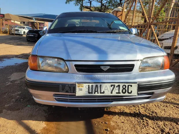 Toyota Corsa 1995 Silver - 1