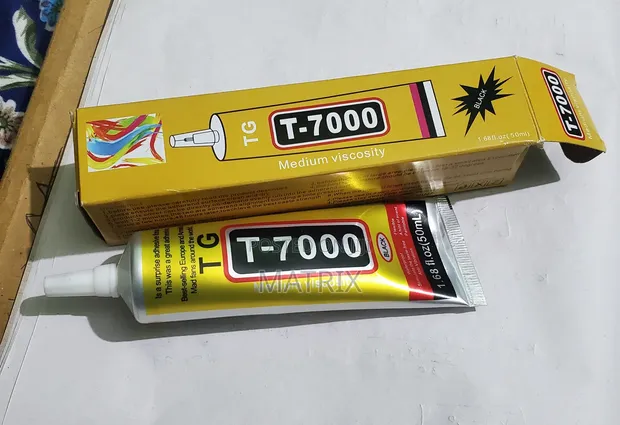 T-7000 Black Multi-Purpose Industrial Adhesive Glue 110ml - 1