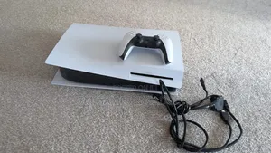 Used PS5 Disc Console - 1 Original Pad + 1 Game