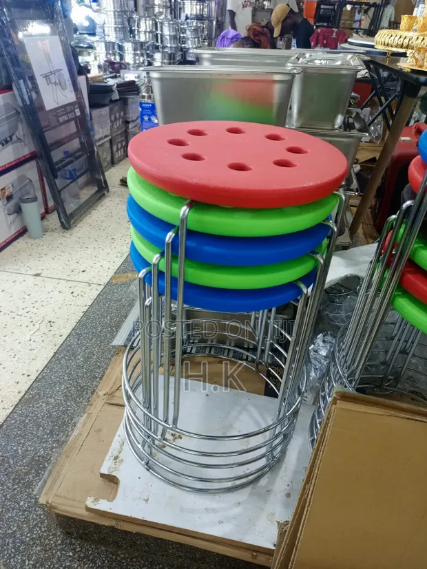 Space-Saving Round Stool - 1