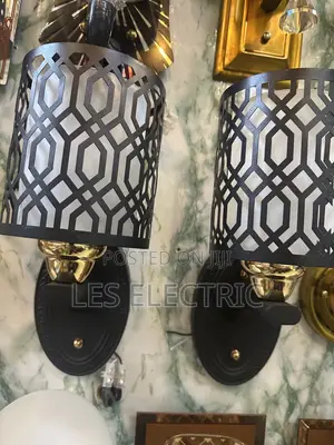 Black and White Wall Brackets