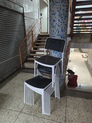 Simple Plastic Dining Chairs - Brand New