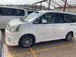 Toyota Noah Si 2012 White - 1