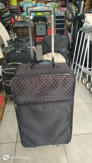 Yuubi Foldable Polka Dot Carry Case
