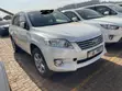 Toyota Vanguard 2010 White - 2