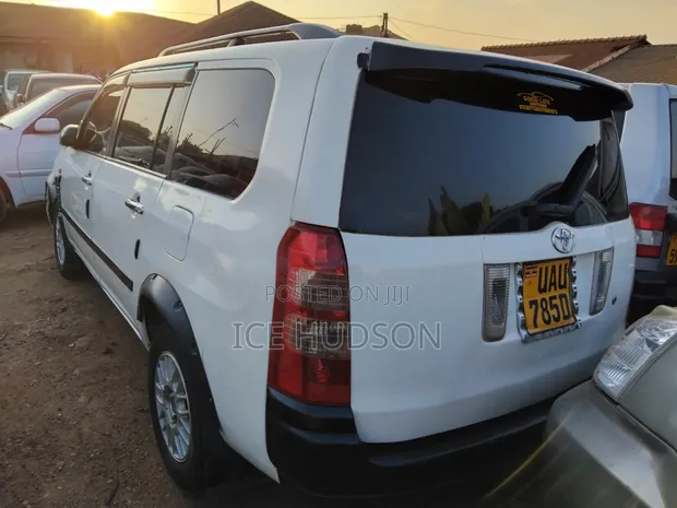 Toyota Succeed 2007 White - 1