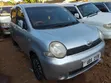 Toyota Sienta 2006 Ivory - 3
