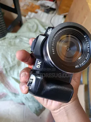 Brand New AEE VG3 Digital Camera with WiFi & Flip Screen