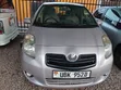 Toyota Vitz 2011 Silver - 2