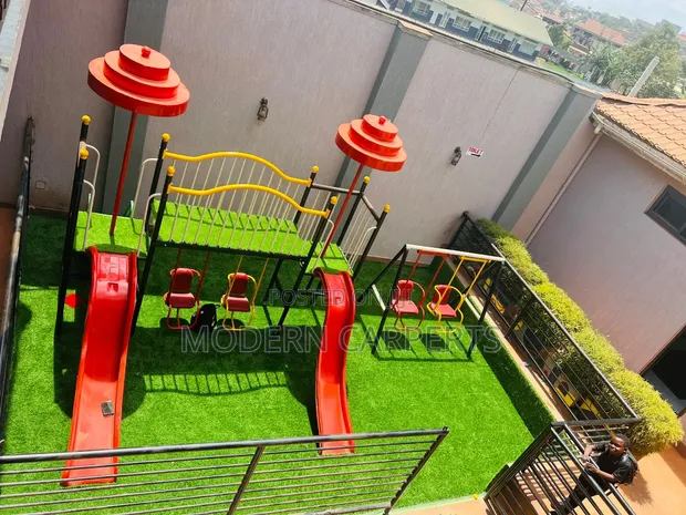 Zroic Artificial Turf - 1