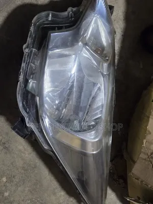 Toyota Ractis Headlamp (2012-2014)