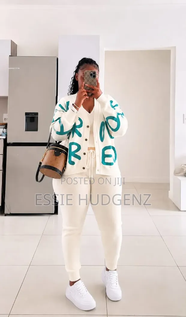 Ladies 3-Piece Set - 1